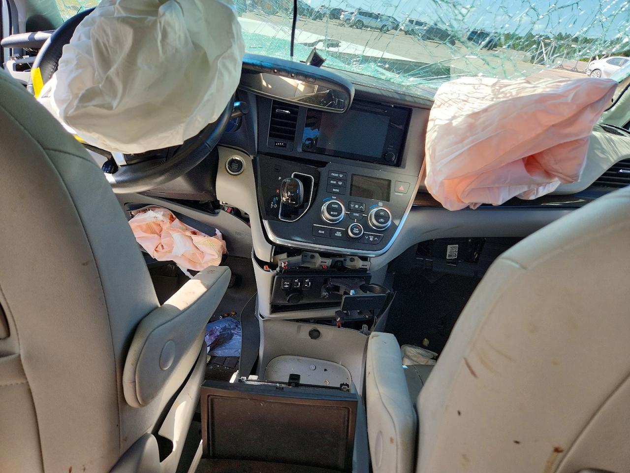 2016 Toyota Sienna Xle 8-Passenger - zdjęcie 8