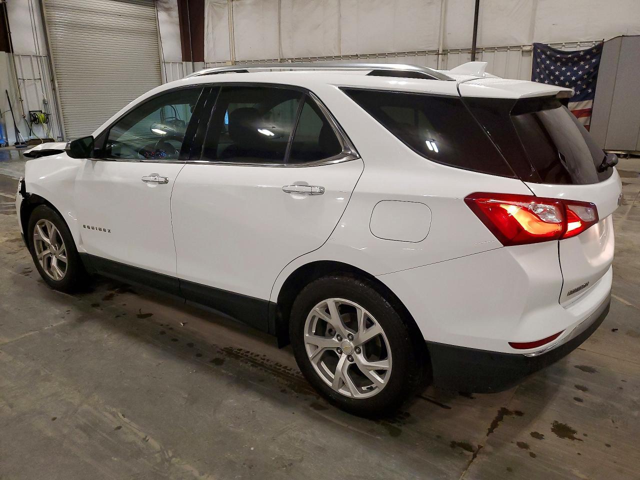 2021 Chevrolet Equinox Premier - zdjęcie 2
