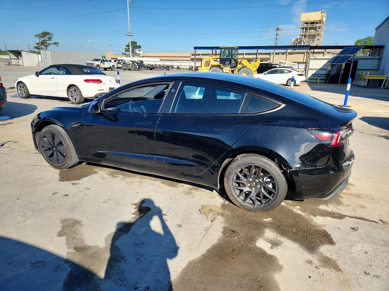 2025 Tesla Model 3 - zdjęcie 2