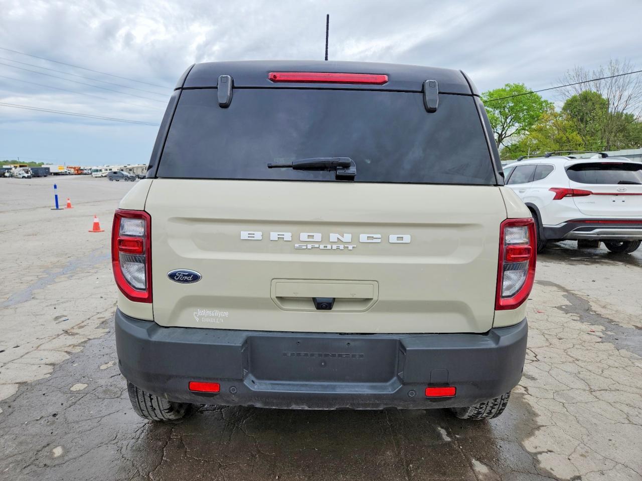 2024 Ford Bronco Sport Outer Banks - zdjęcie 6