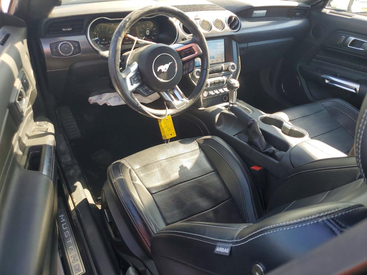 2019 Ford Mustang - zdjęcie 8