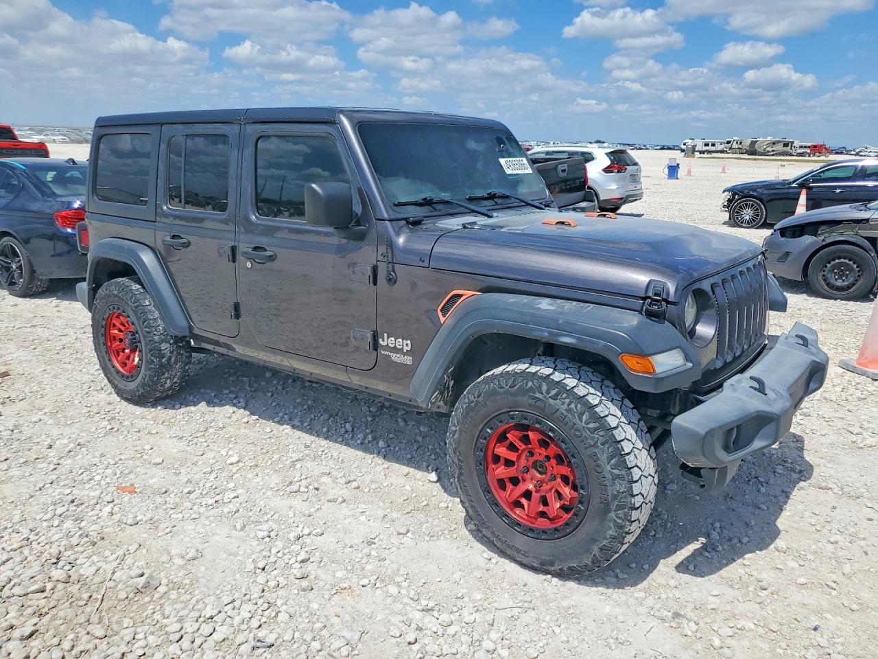 2019 Jeep Wrangler Unlimited Sport - zdjęcie 4