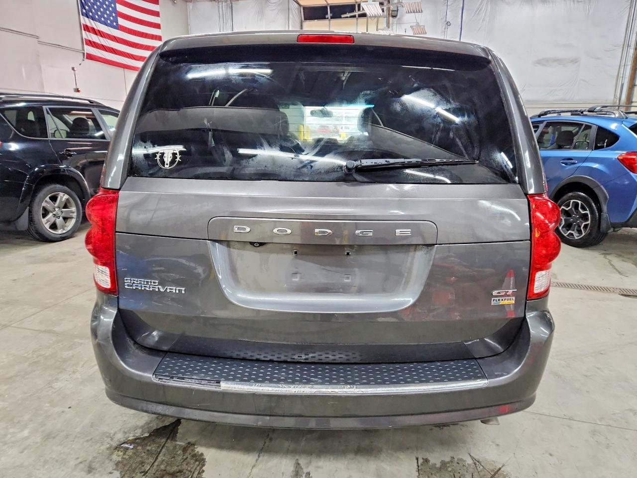 2017 Dodge Grand Caravan Gt - zdjęcie 6