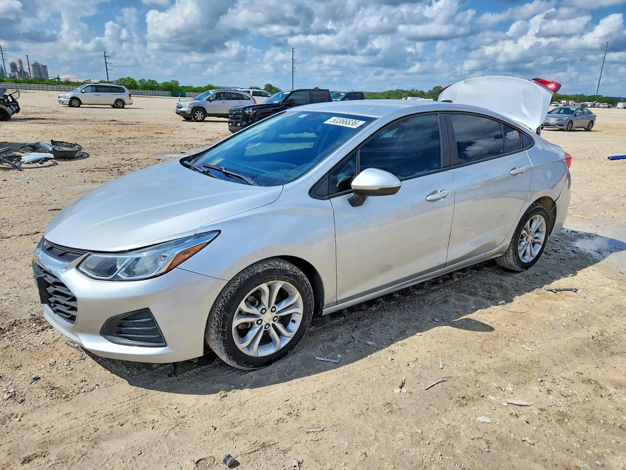 2019 Chevrolet Cruze - zdjęcie główne