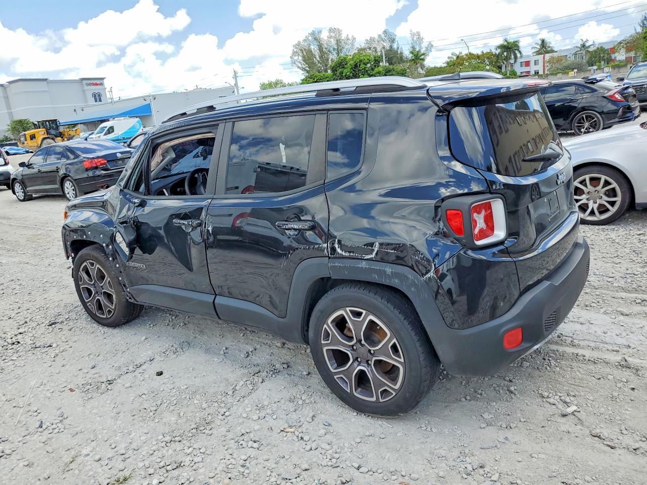 2016 Jeep Renegade Limited - zdjęcie 2
