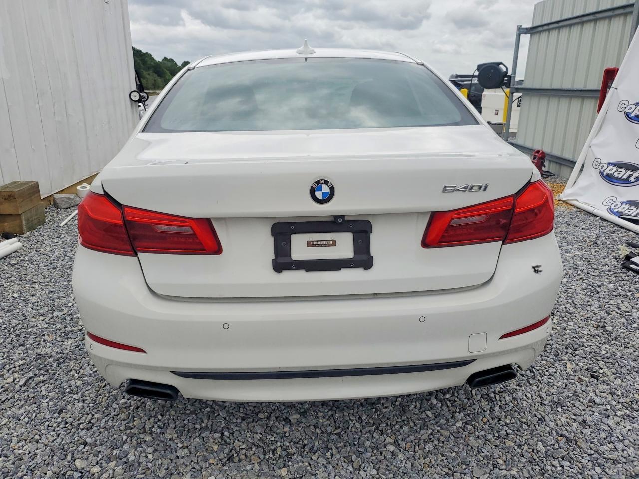 2018 BMW 540 I - zdjęcie 6