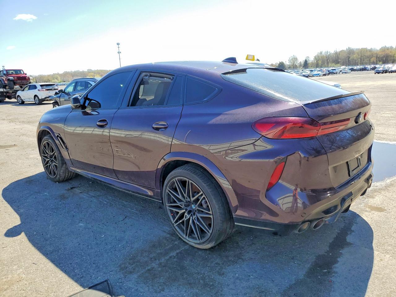 2022 BMW X6 M - zdjęcie 2