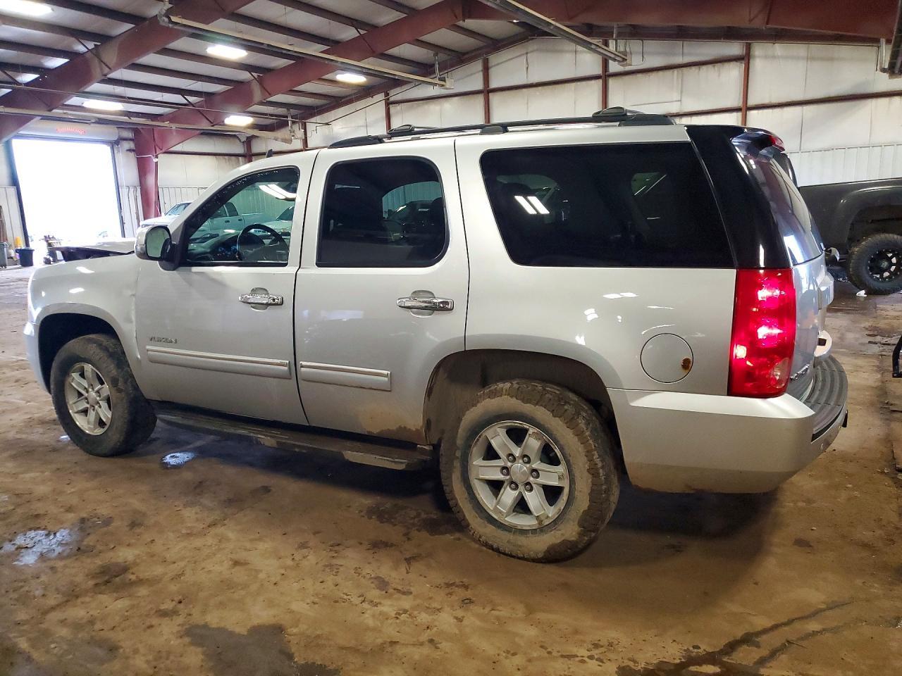 2013 GMC Yukon Sle - zdjęcie 2