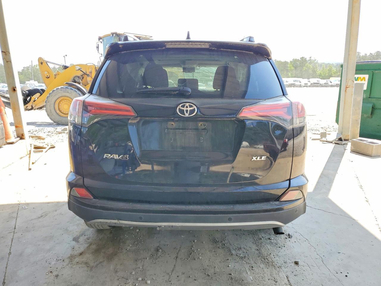2017 Toyota Rav4 Xle - zdjęcie 6