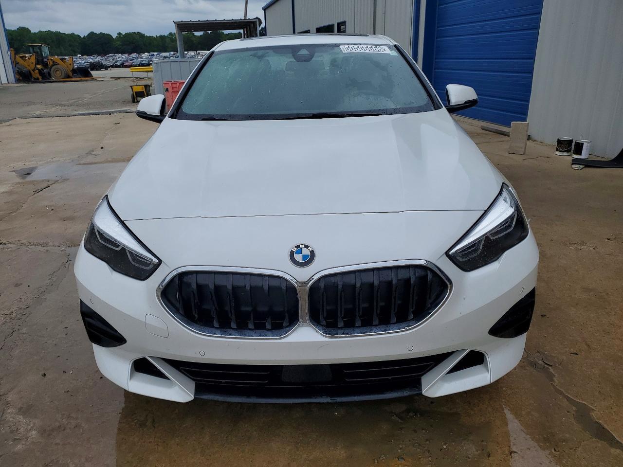 2024 BMW 228I - zdjęcie 5