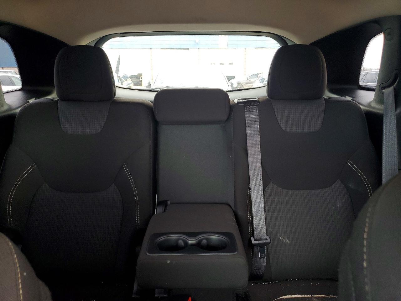 2016 Jeep Cherokee Latitude - zdjęcie 10