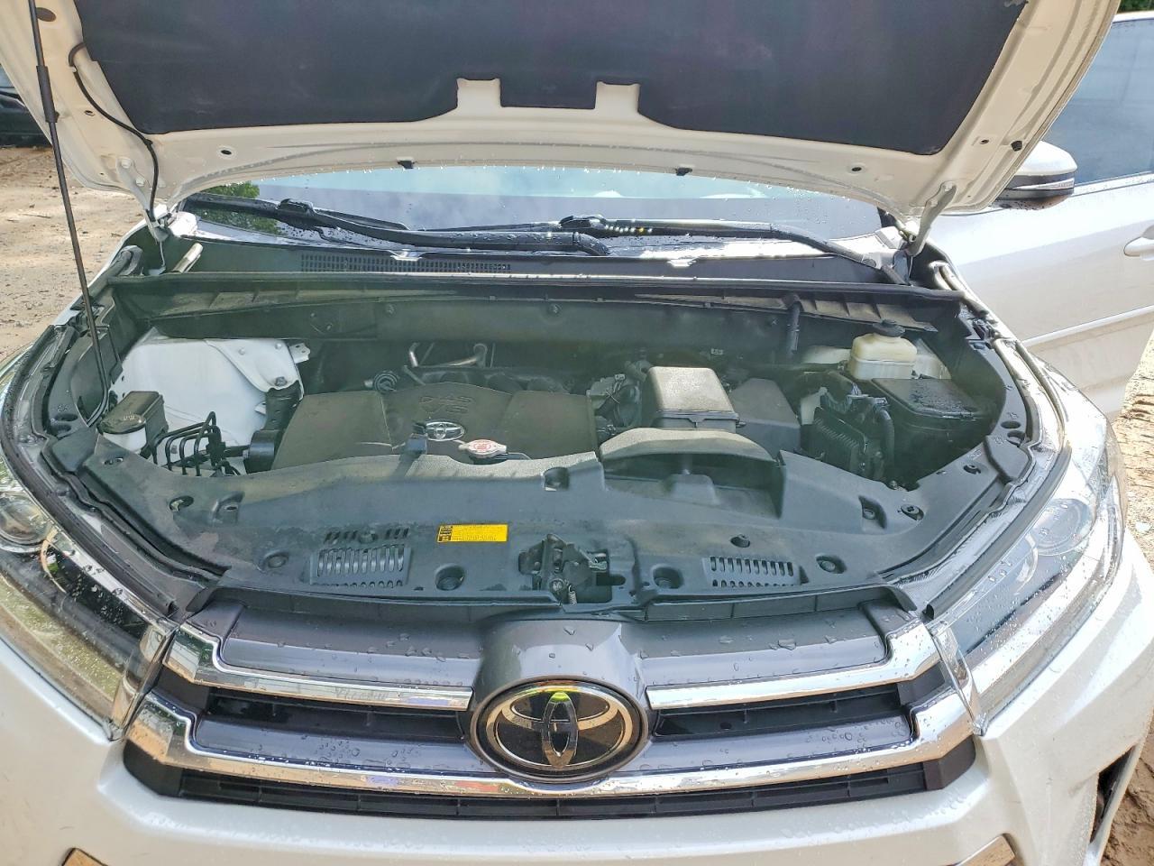 2018 Toyota Highlander Limited Platinum - zdjęcie 12