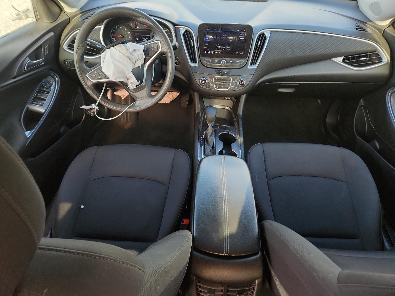 2022 Chevrolet Malibu Lt - zdjęcie 8