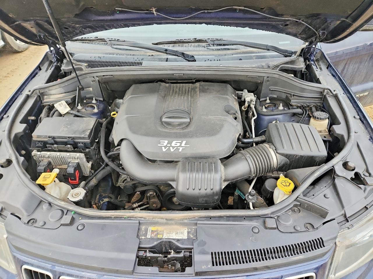 2014 Jeep Grand Cherokee Laredo - zdjęcie 12