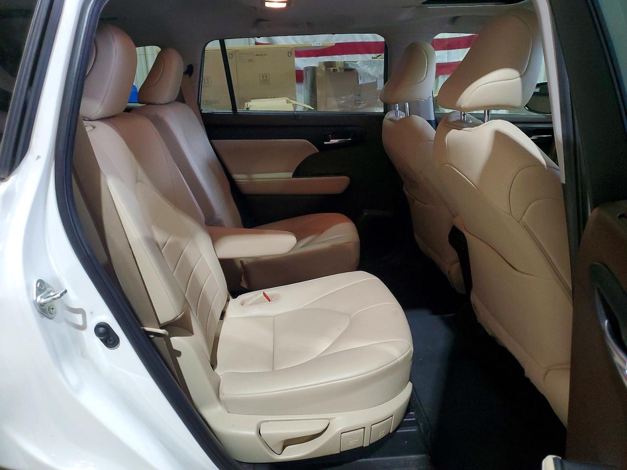 2020 Toyota Highlander Xle - zdjęcie 11