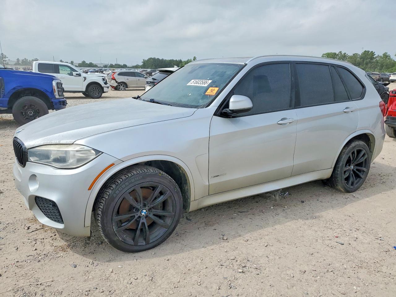 2017 BMW X5 xDrive50I - zdjęcie główne