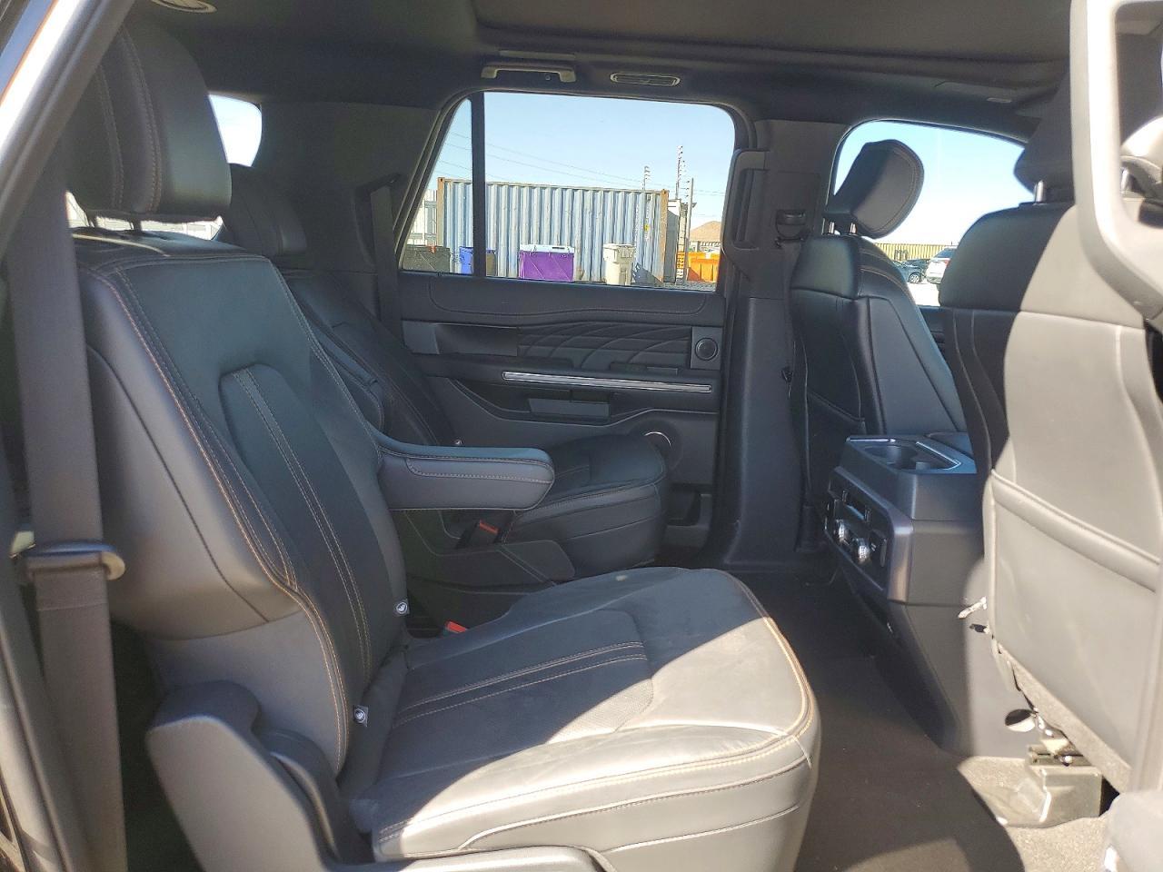 2024 Ford Expedition Max Platinum - zdjęcie 11