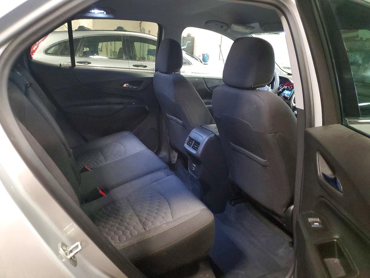 2020 Chevrolet Equinox Lt - zdjęcie 11