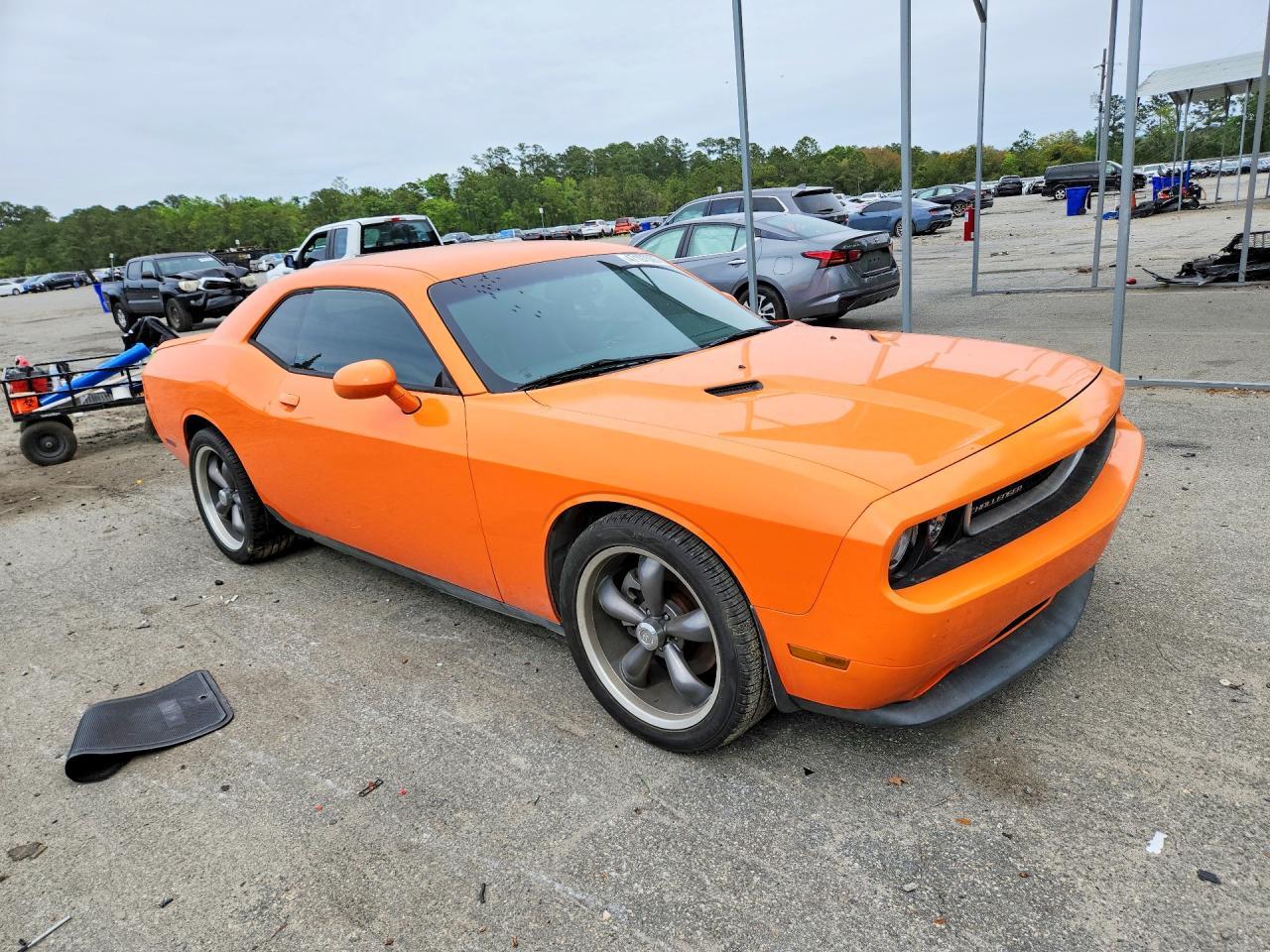 2014 Dodge Challenger Sxt - zdjęcie 4
