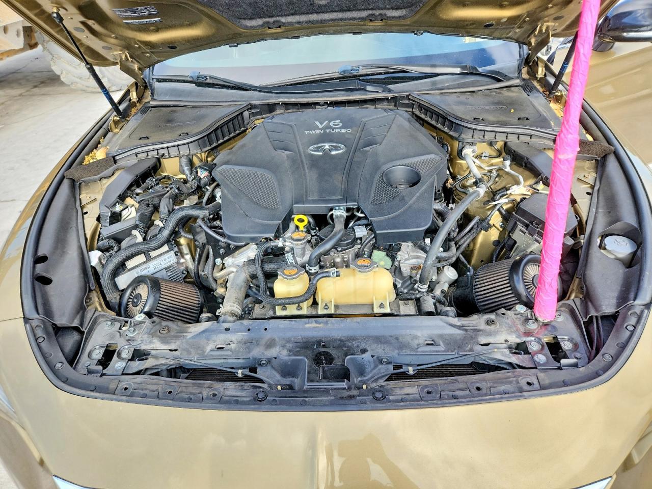 2019 Infiniti Q60 Red Sport 400 - zdjęcie 11
