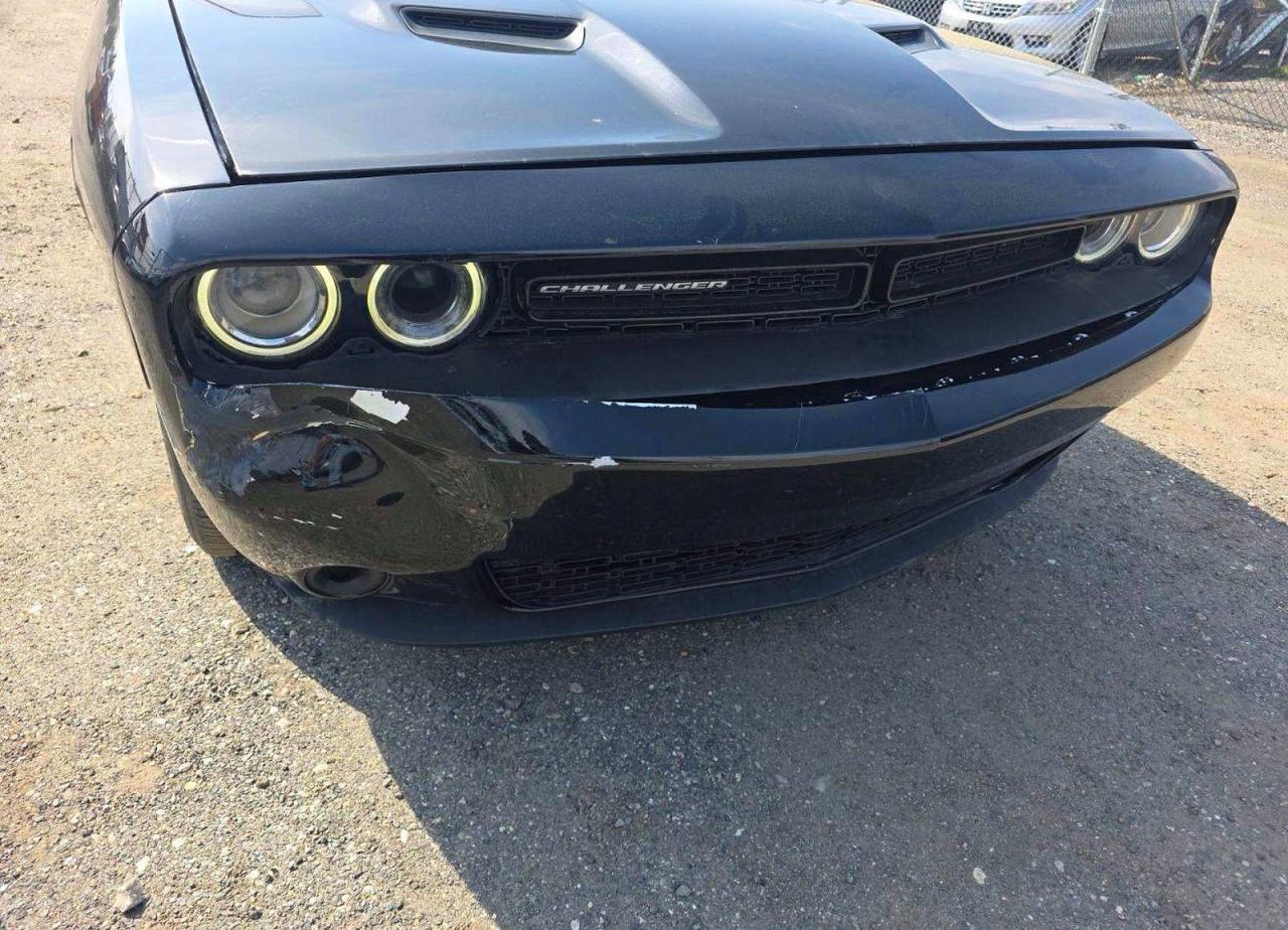 2015 Dodge Challenger Sxt - zdjęcie 12