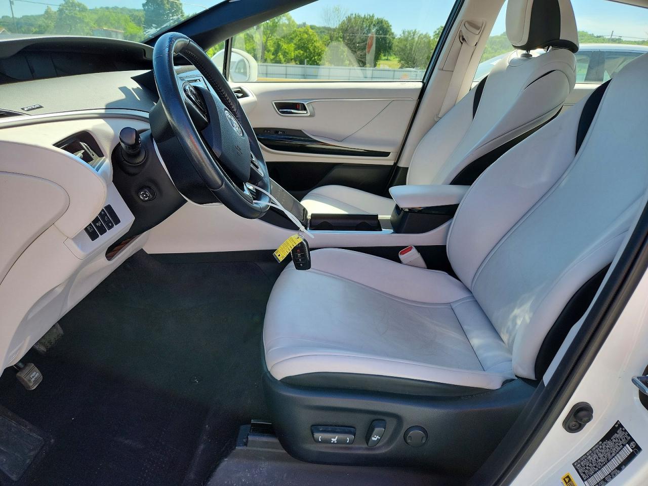 2018 Toyota Mirai Base - zdjęcie 7