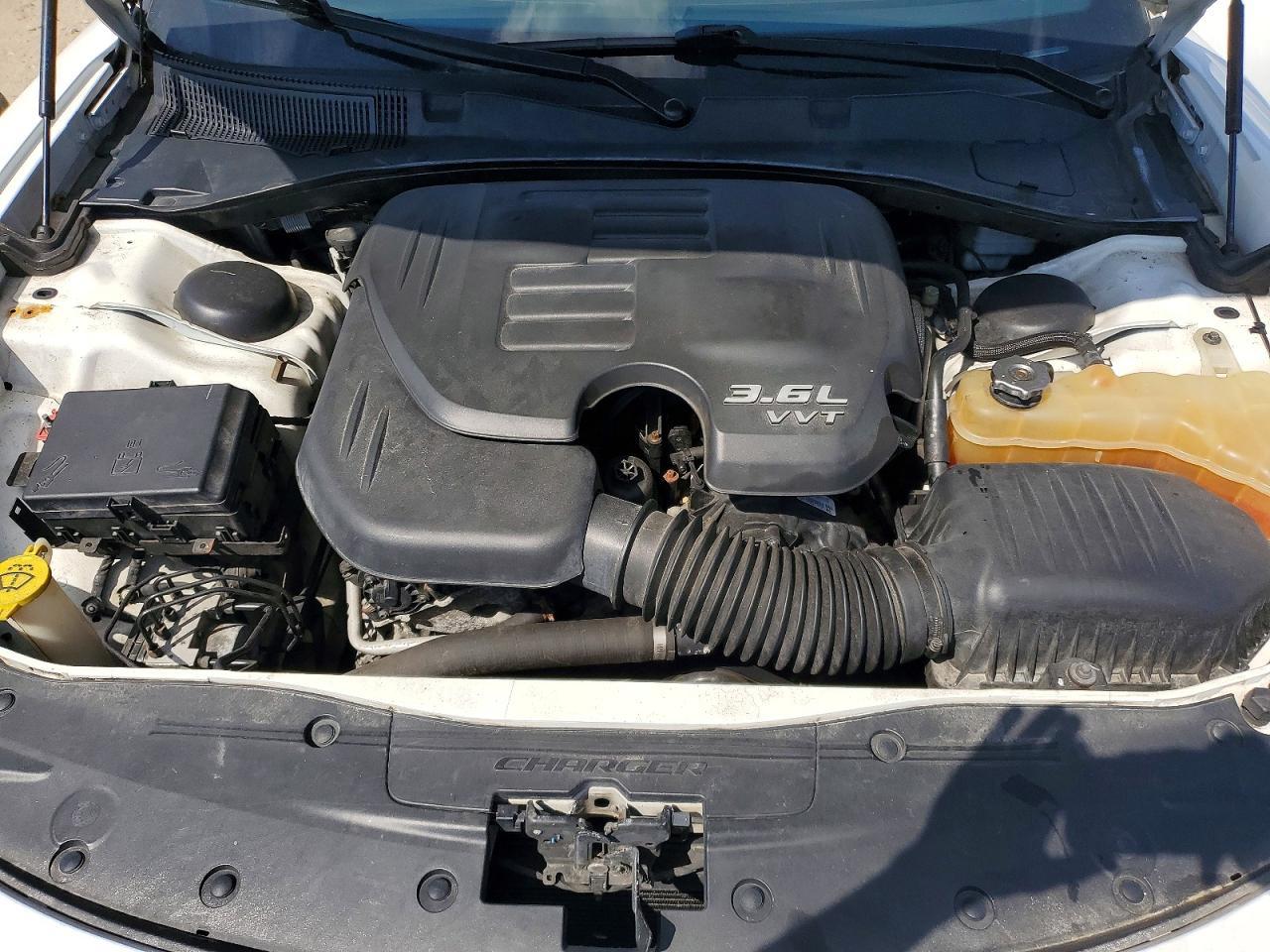 2015 Dodge Charger Sxt - zdjęcie 11