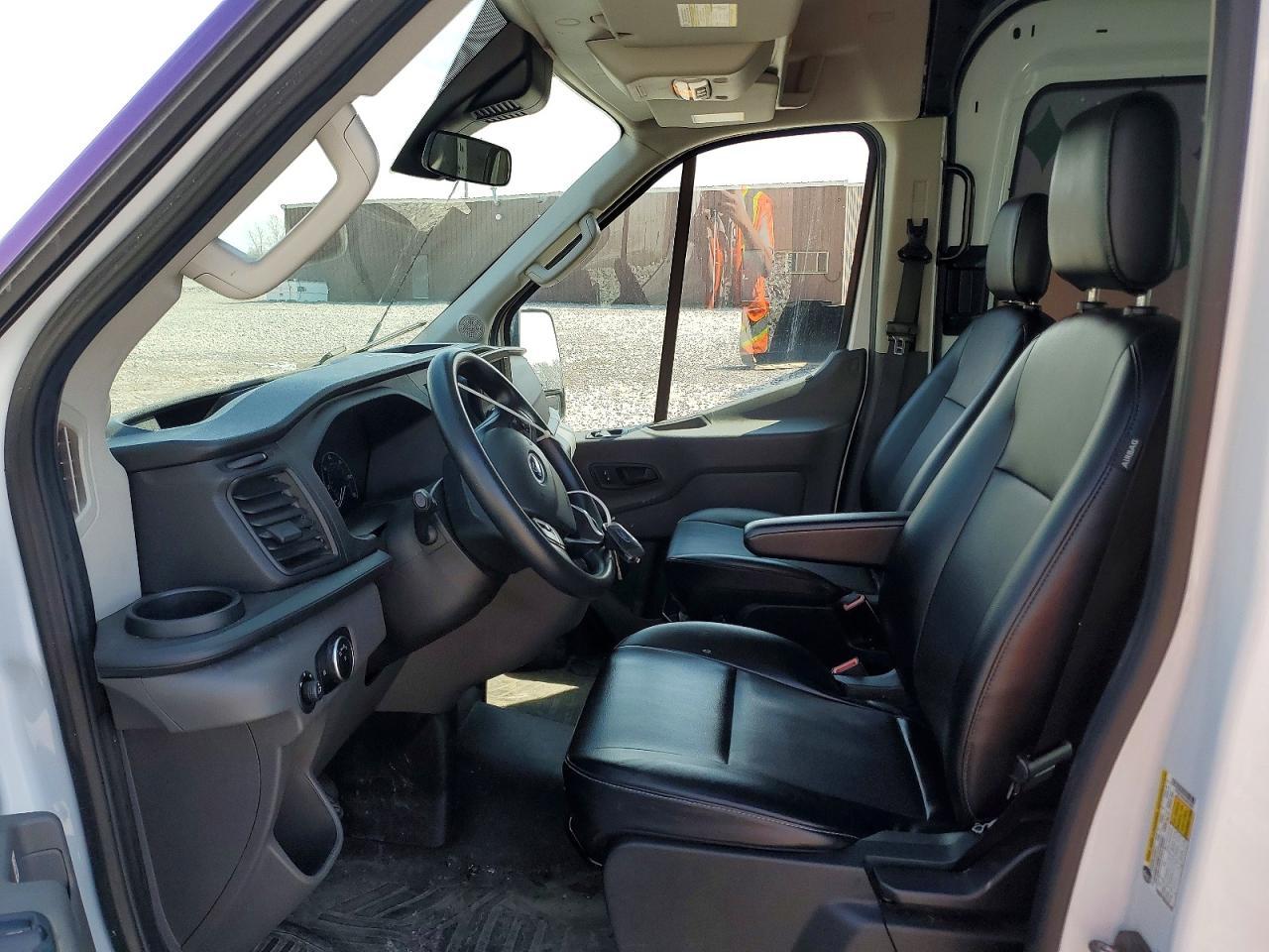 2020 Ford Transit T-250 - zdjęcie 7