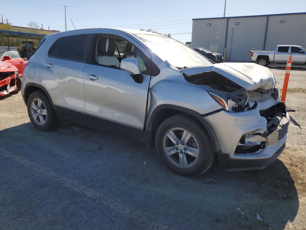2019 Chevrolet Trax Ls - zdjęcie 4