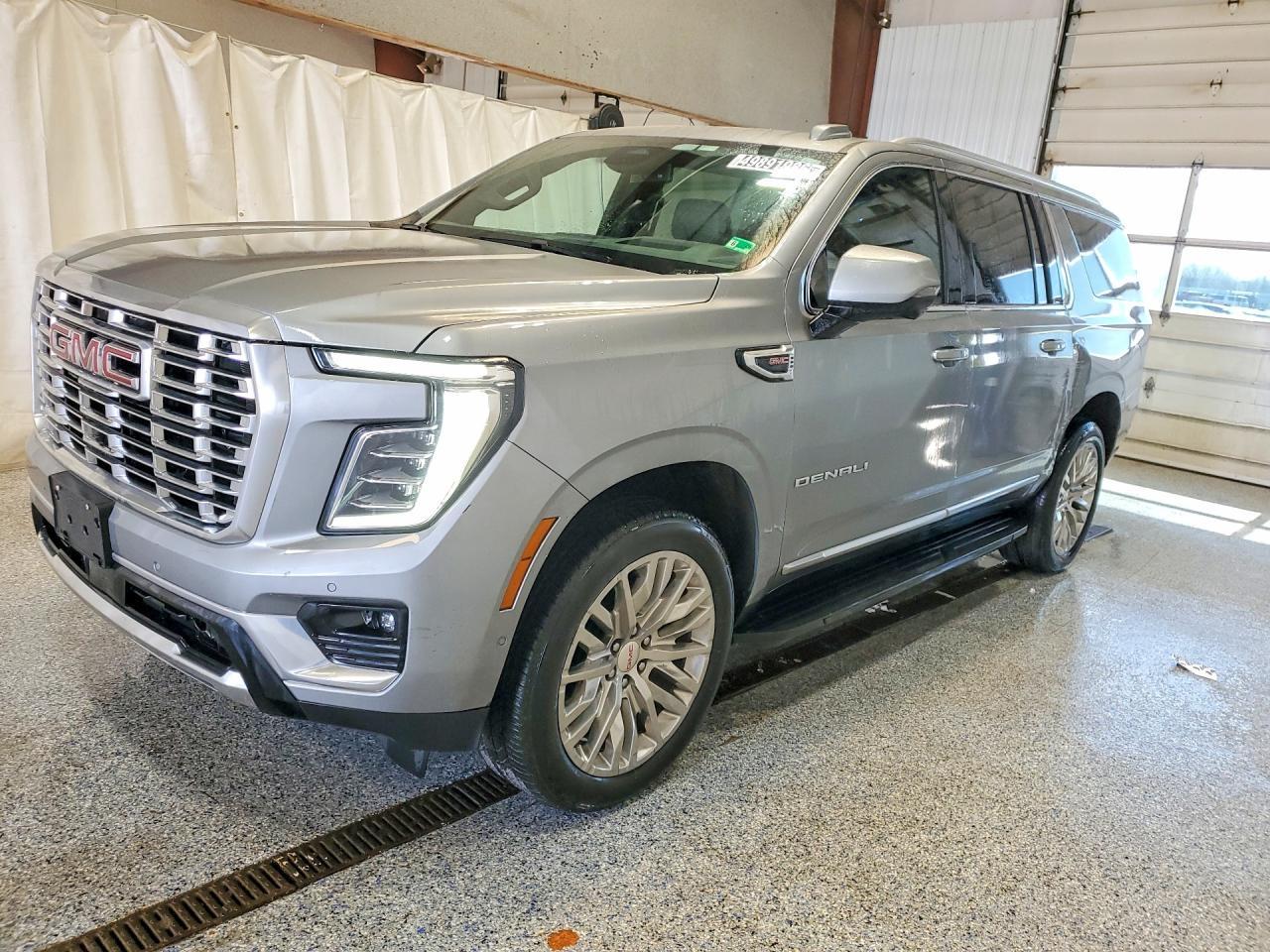 2025 GMC Yukon Xl Denali - zdjęcie główne