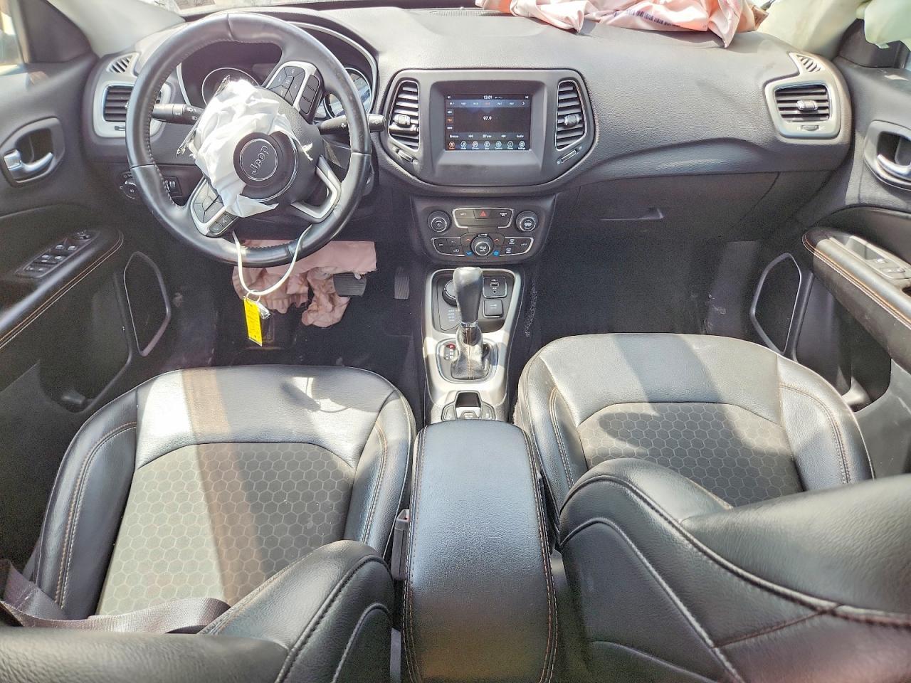 2019 Jeep Compass Latitude - zdjęcie 8