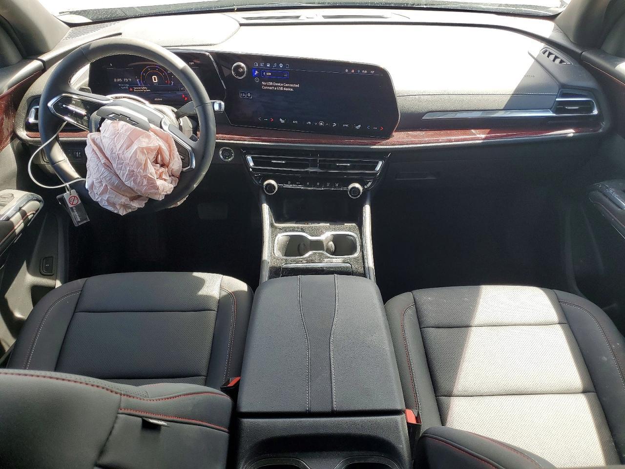 2026 Chevrolet Traverse Z71 - zdjęcie 8