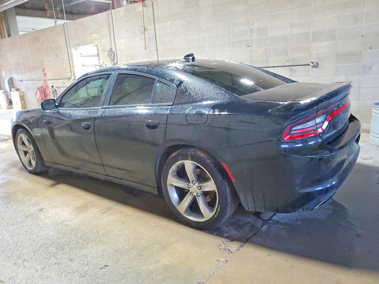 2016 Dodge Charger R - zdjęcie 2