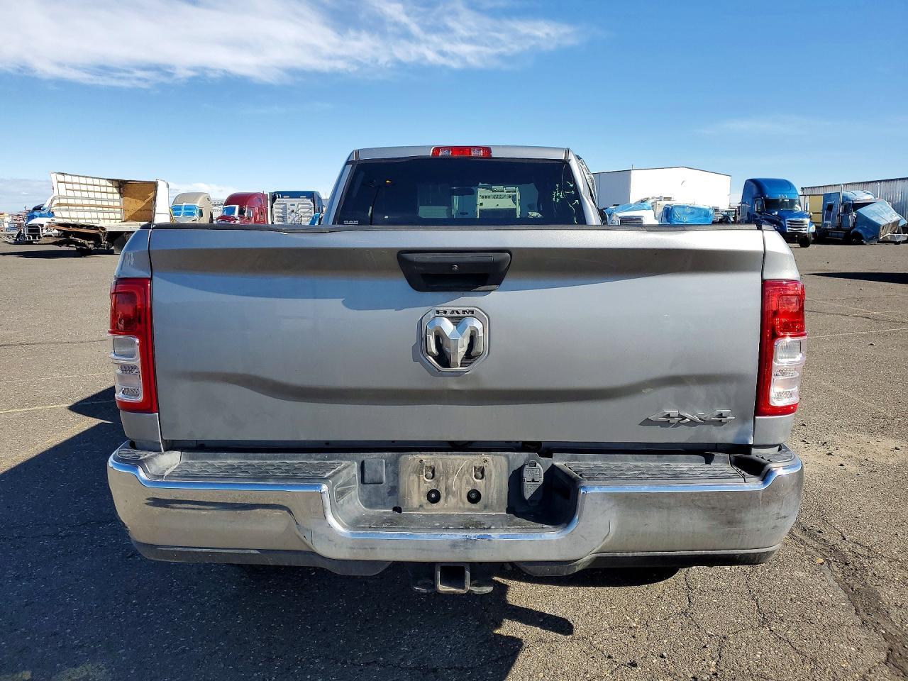 2022 Ram 3500 Tradesman - zdjęcie 6