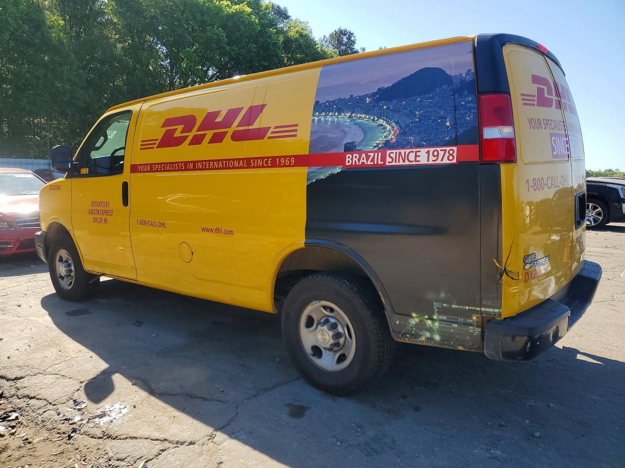 2020 Chevrolet Express G2500 Paratransit - zdjęcie 2