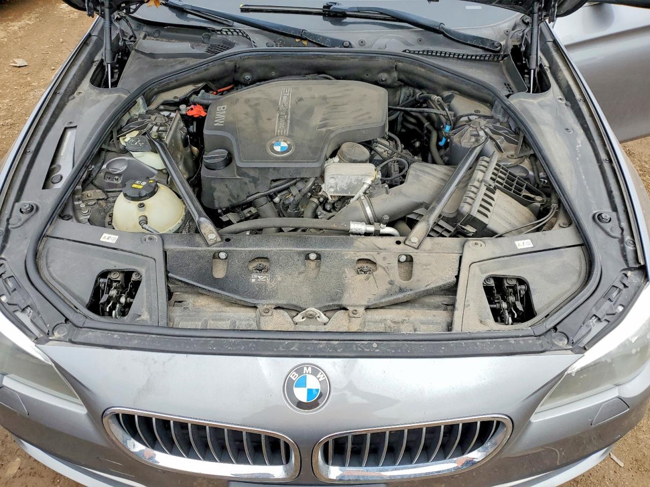 2016 BMW 528 Xi - zdjęcie 11