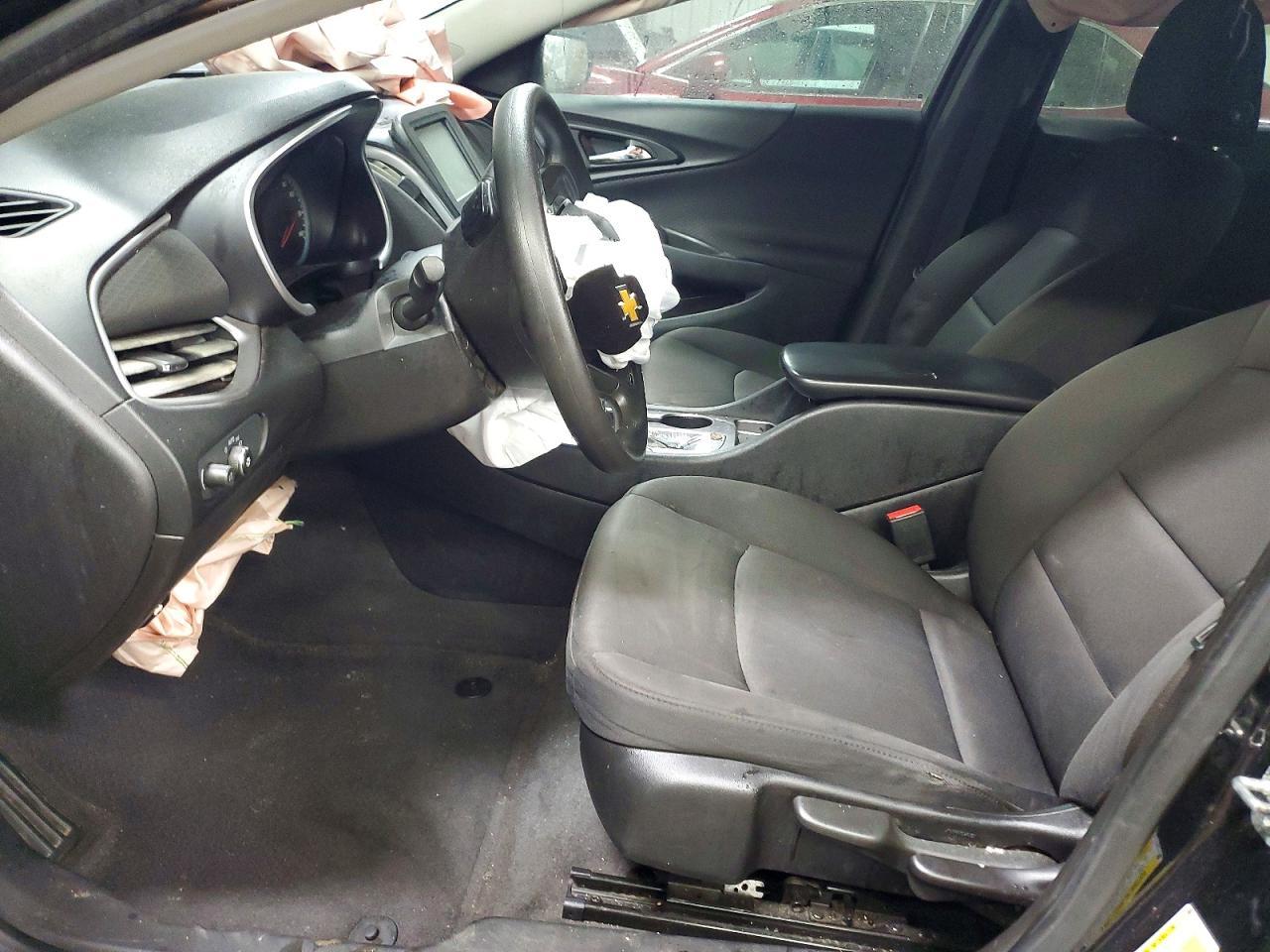 2018 Chevrolet Malibu Ls - zdjęcie 7