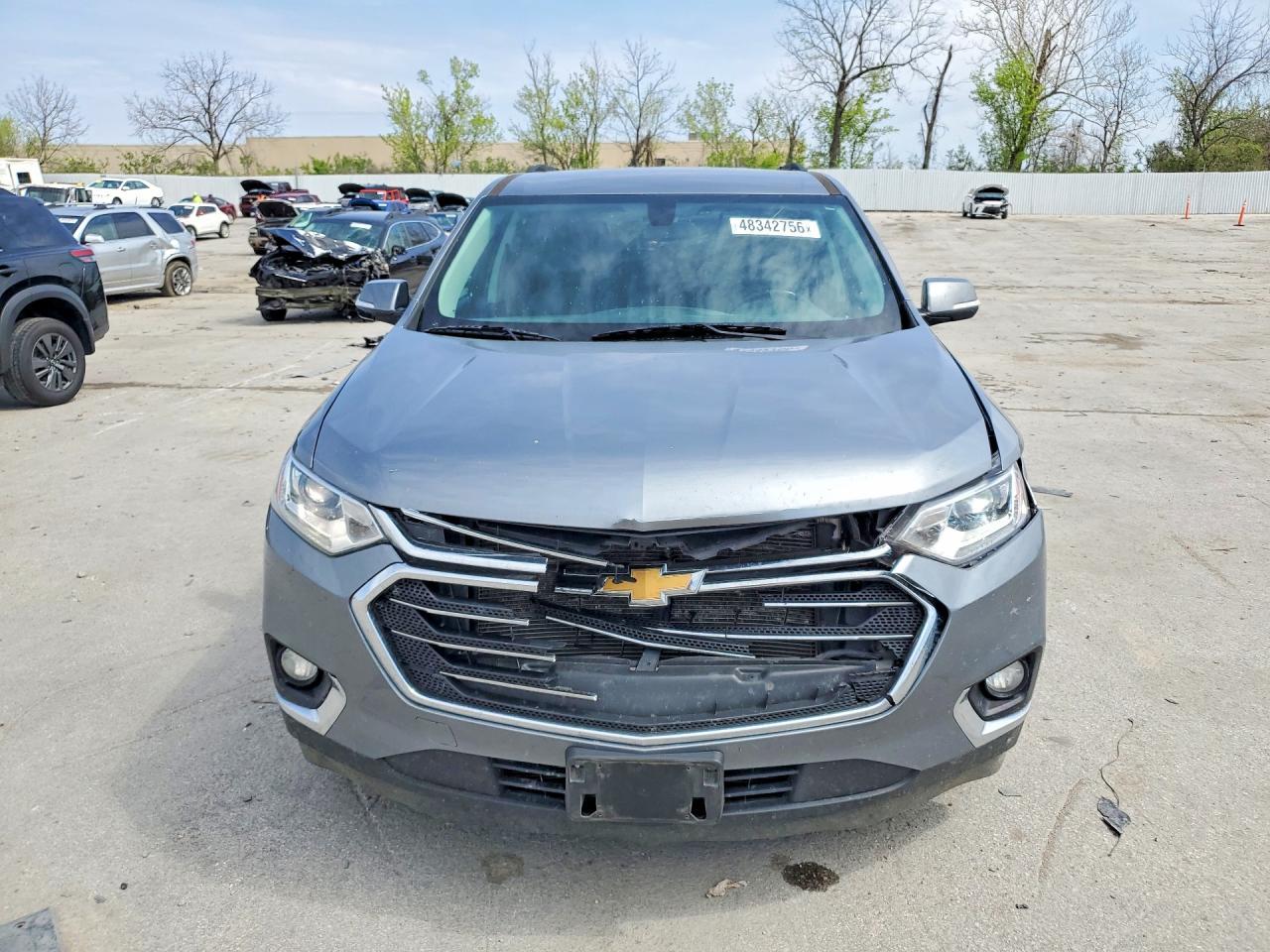 2021 Chevrolet Traverse Lt - zdjęcie 5