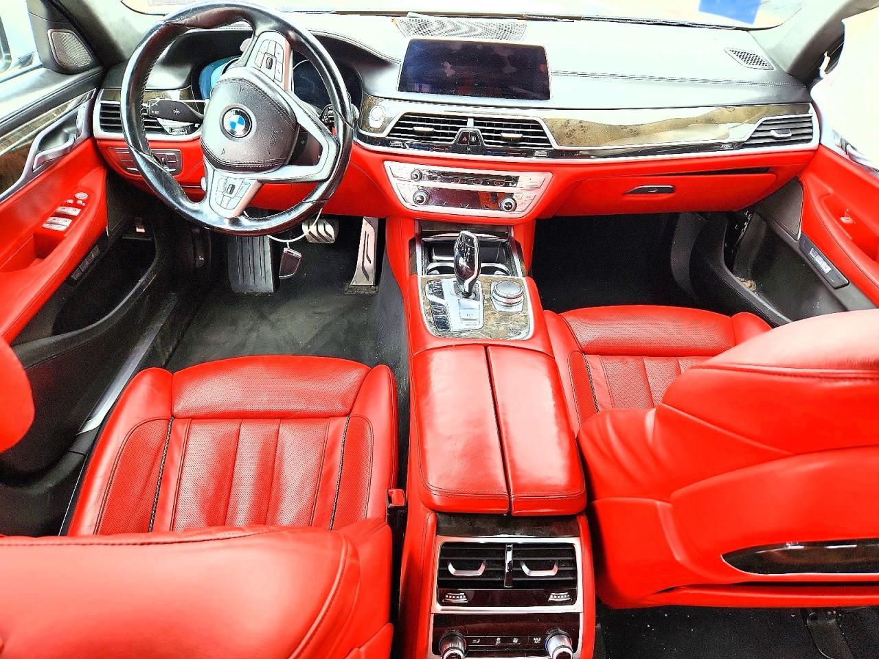 2016 BMW 740 I - zdjęcie 8