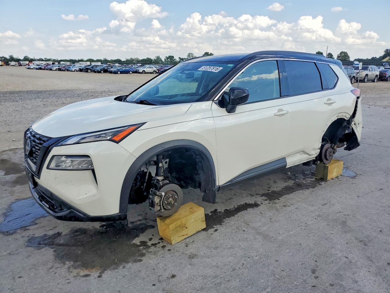 2023 Nissan Rogue Sv - zdjęcie główne