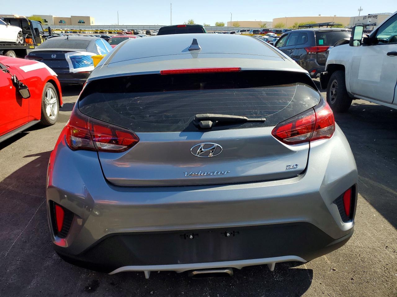 2019 Hyundai Veloster 2.0L - zdjęcie 6