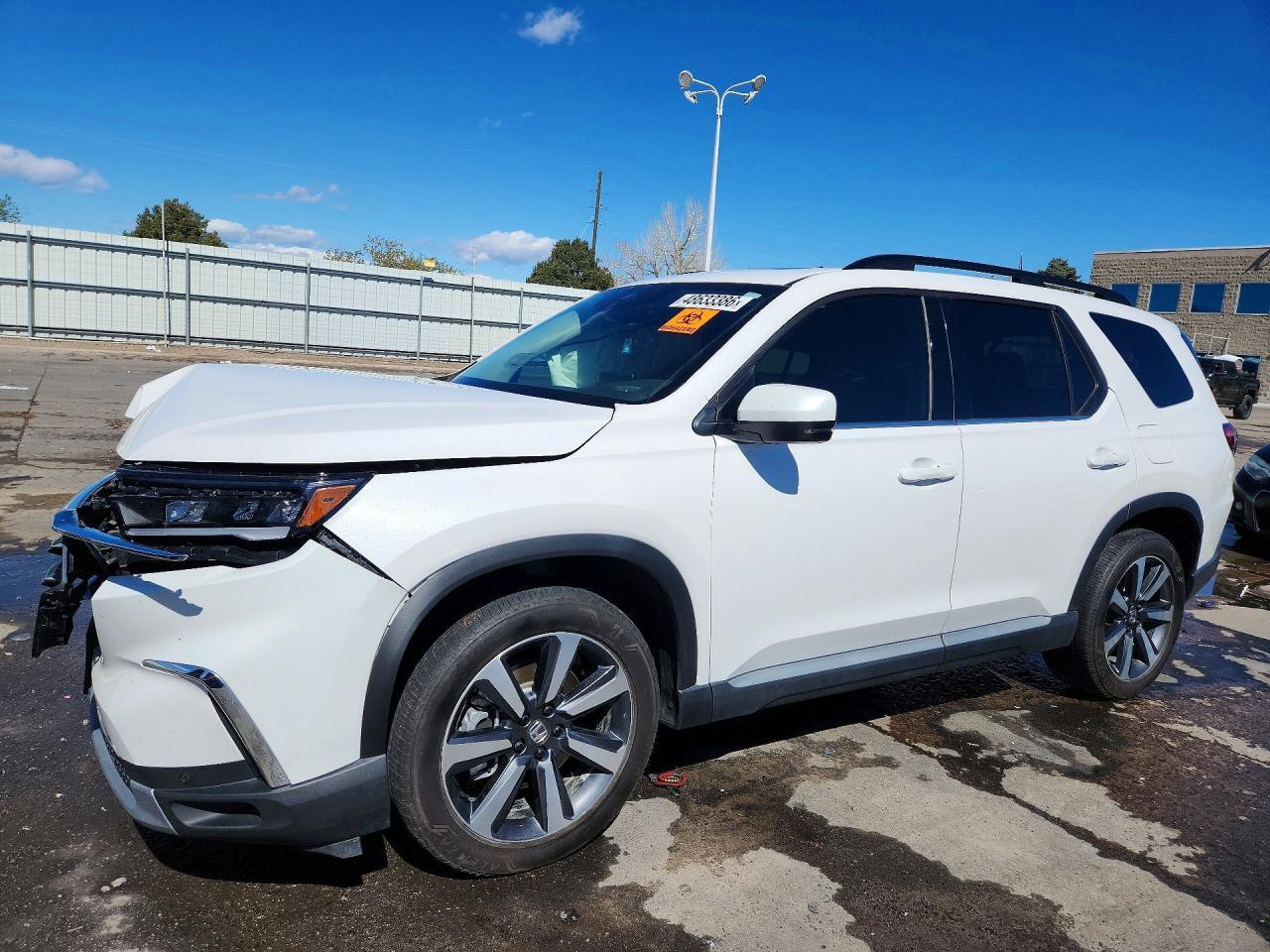 2025 Honda Pilot Touring - zdjęcie główne