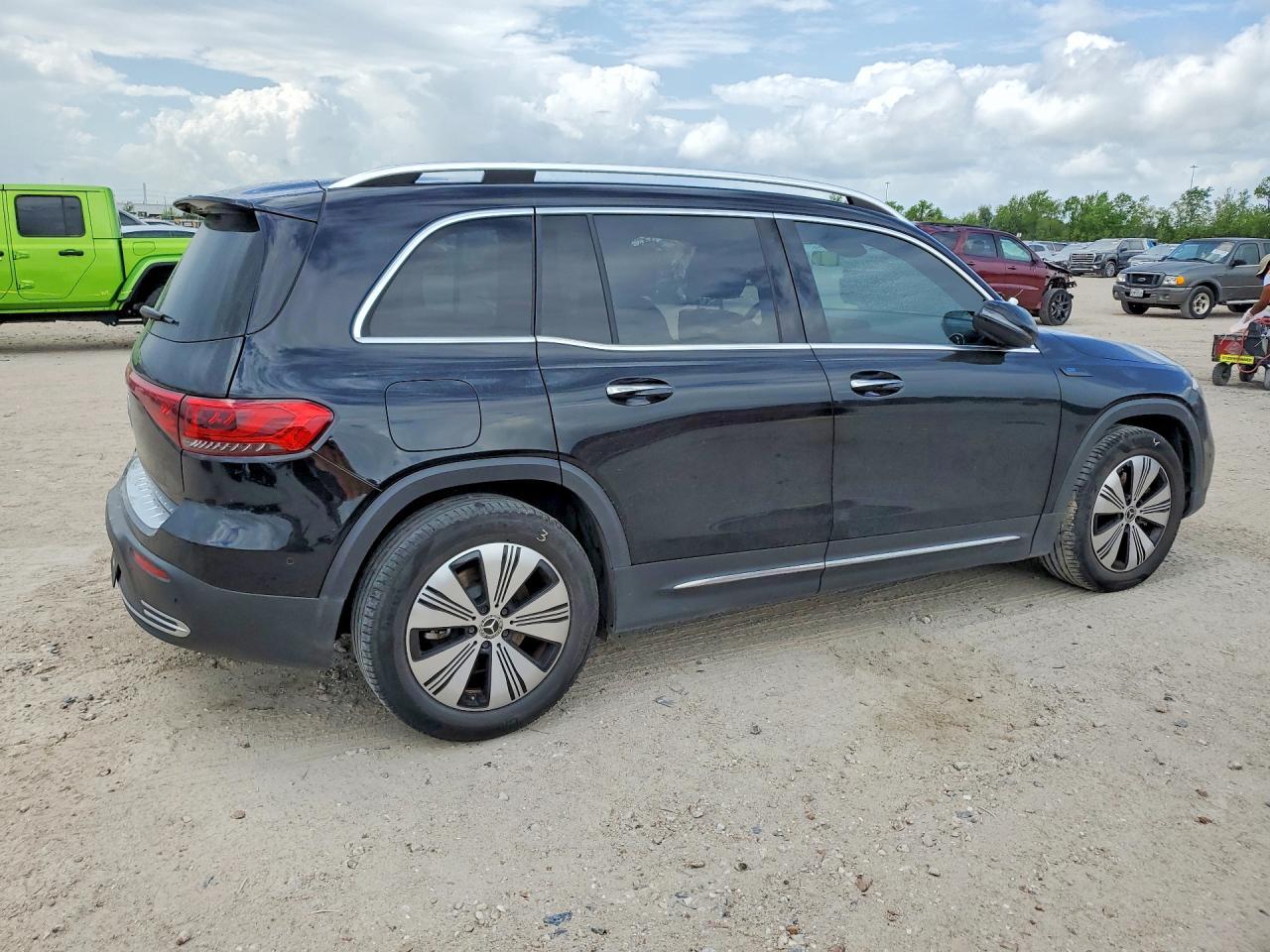 2023 Mercedes-Benz Eqb 250+ - zdjęcie 3