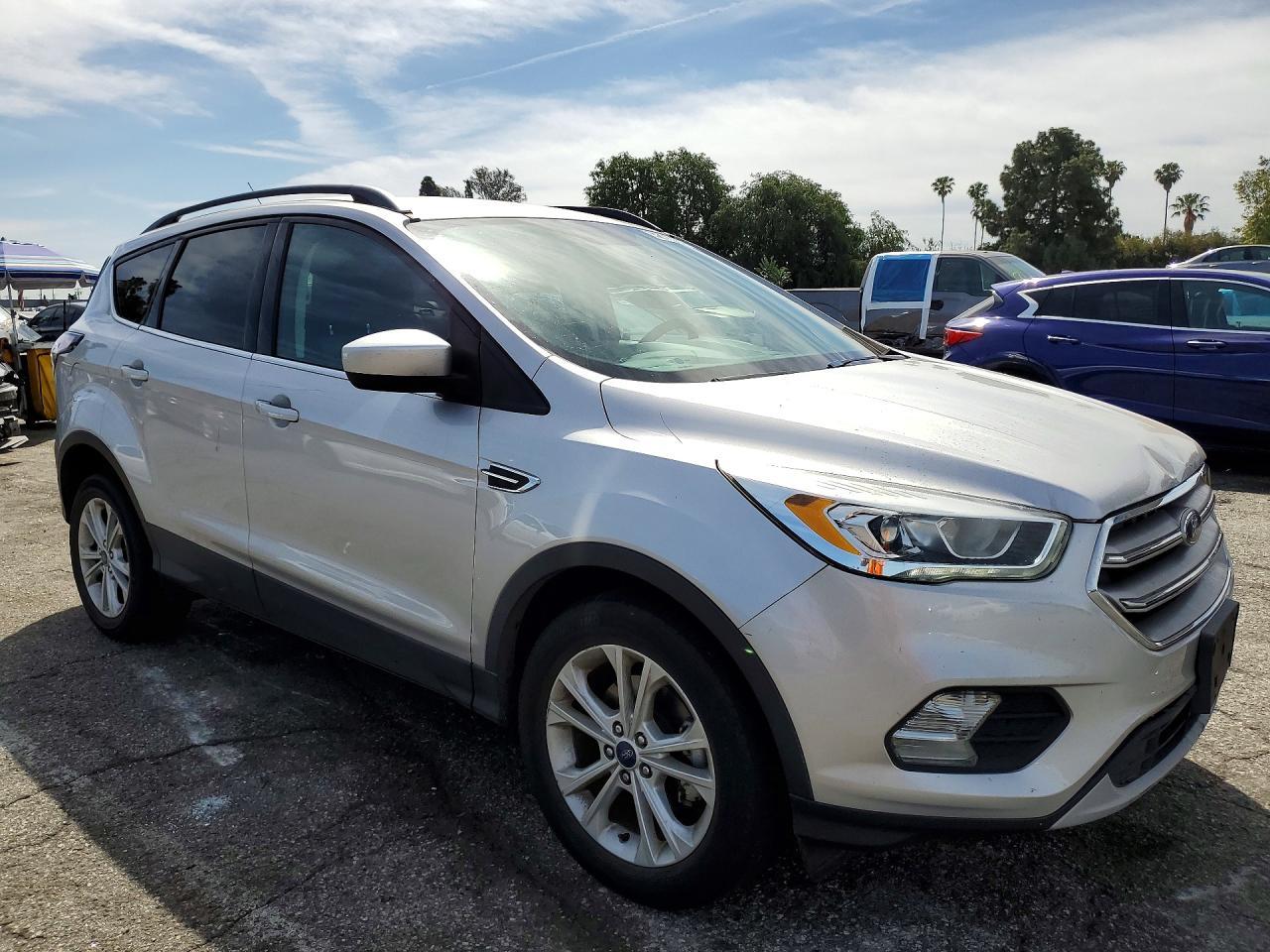 2017 Ford Escape Se - zdjęcie 4