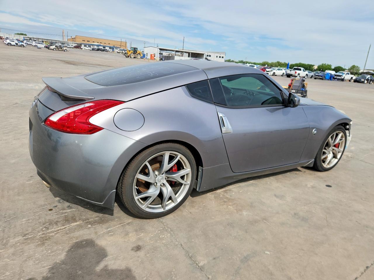 2013 Nissan 370Z Base - zdjęcie 3