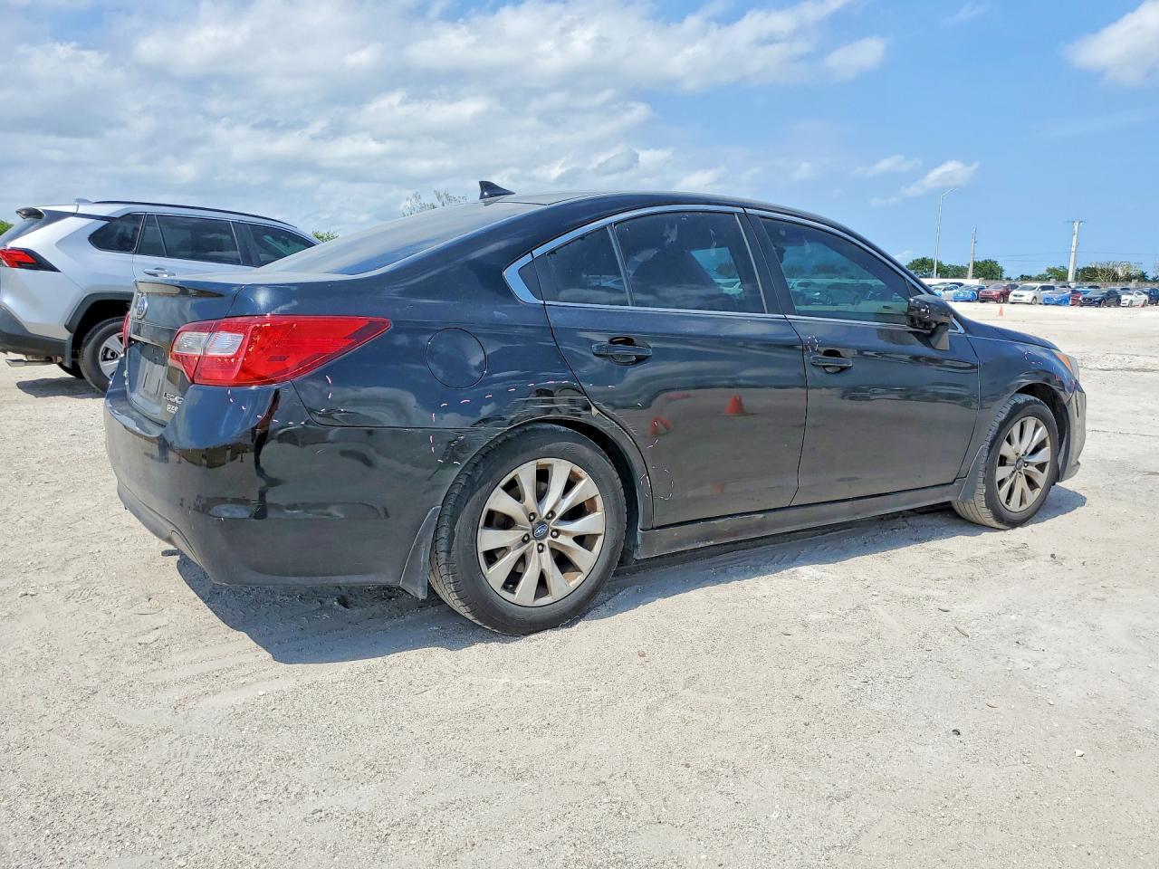 2017 Subaru Legacy 2.5I Premium - zdjęcie 3