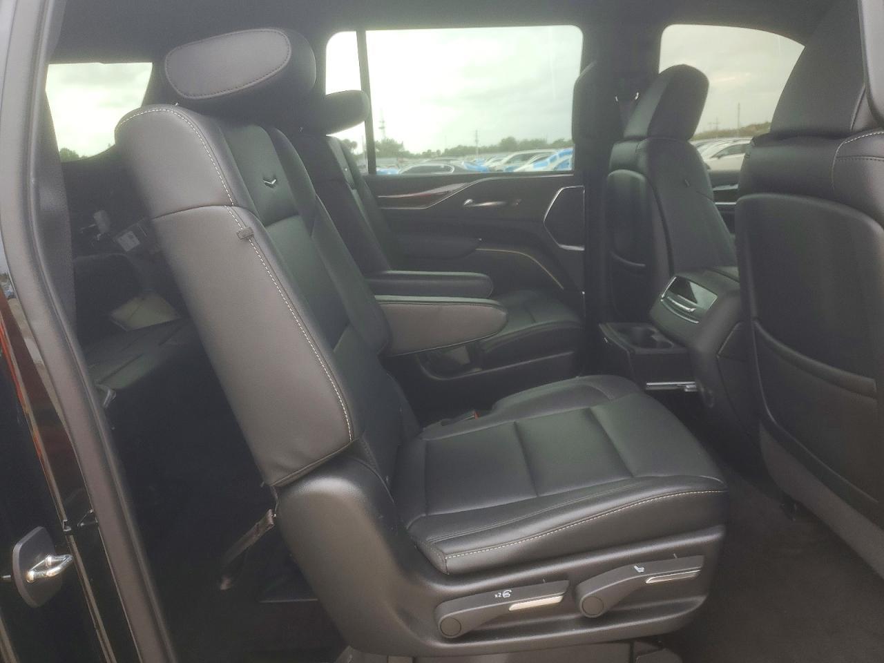 2022 Cadillac Escalade Esv Luxury - zdjęcie 11