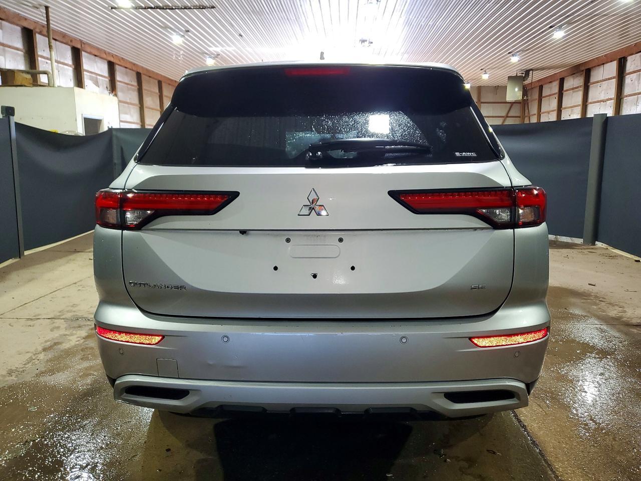 2024 Mitsubishi Outlander Se - zdjęcie 6