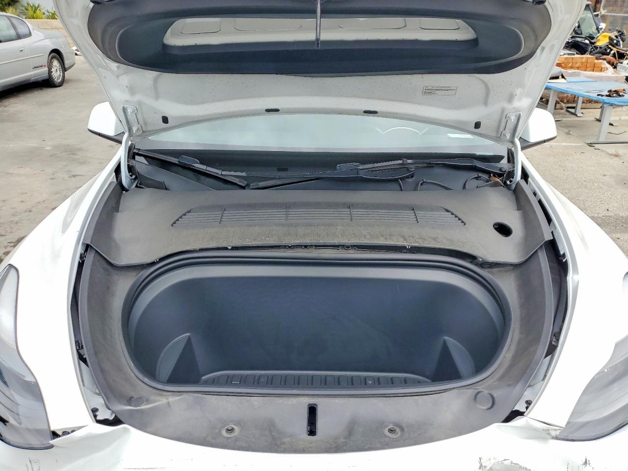 2023 Tesla Model Y - zdjęcie 11