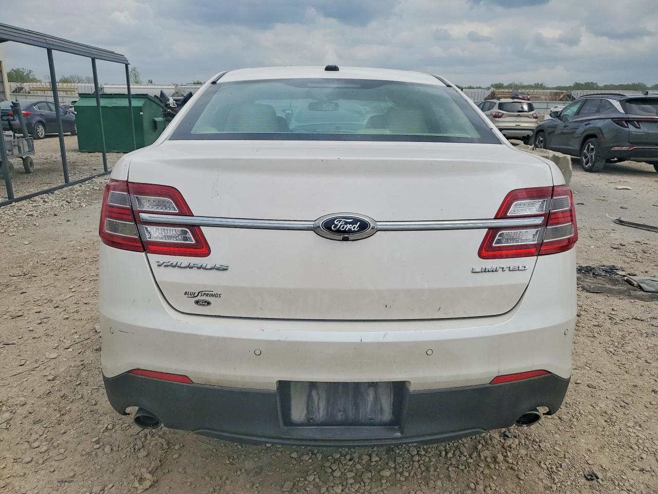 2019 Ford Taurus Limited - zdjęcie 6